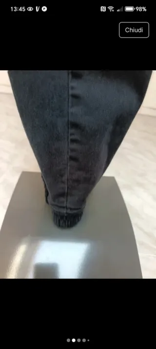 Pantaloni uomo neri con laccio