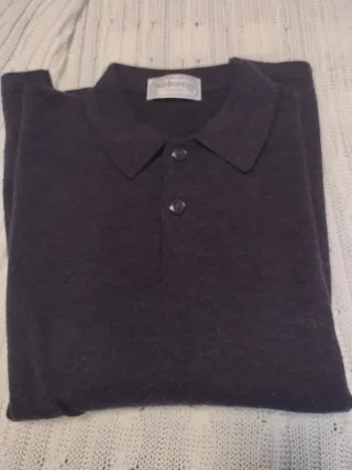 Polo Burberry Gris Talla xl
58 cm de sisa a sisa