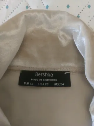 Top Bershka terciopelo champán XS