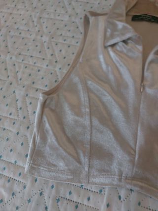 Top Bershka terciopelo champán XS