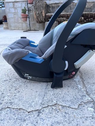 Maxi-Cosi Silla de Coche Gris marca cybex 