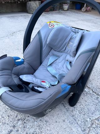 Maxi-Cosi Silla de Coche Gris marca cybex 