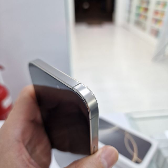 iPhone 16 Pro Max 256GB Titanio Natural Con Caja