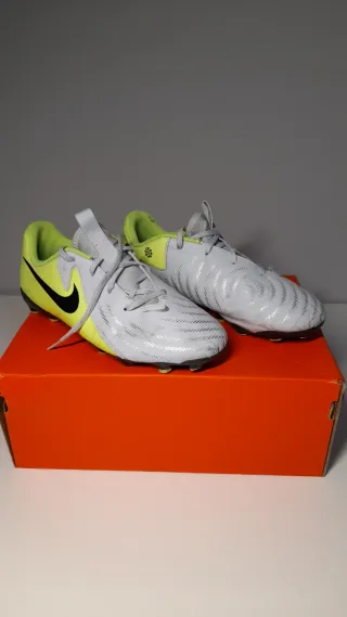 Botas de fútbol niño Nike Talla 36.5