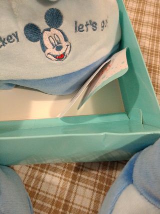 Set Disney Cappellino e Scarpette Neonata3/6 mesi