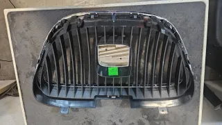 Parrilla Seat León 2005-2009 Cromada