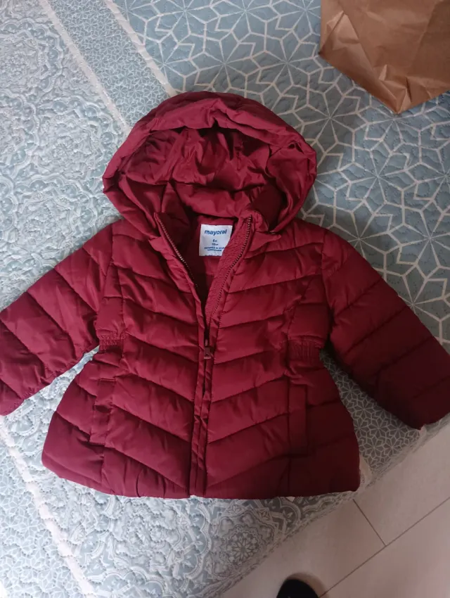 Plumas granate Mayoral 6-9 meses