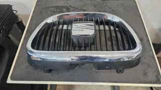 Parrilla Seat León 2005-2009 Cromada
