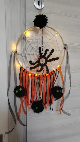Cerchio porta Halloween ragno e luci in macramè