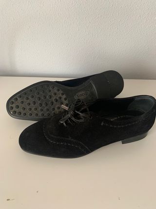 Zapatos Tods Ante Negros talla 34