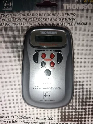 Radio Portátil Thomson MW/FM Estéreo