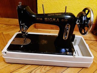 Máquina de coser antigua Sigma España