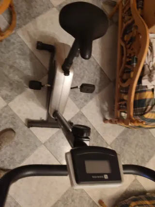 Bicicleta estática poco uso