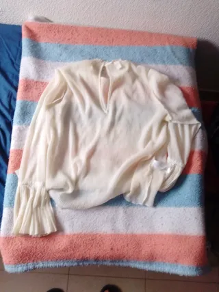 Blusa blanca manga larga