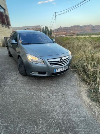 Opel Insignia 2011