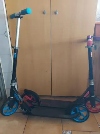2 Patinetes infantiles