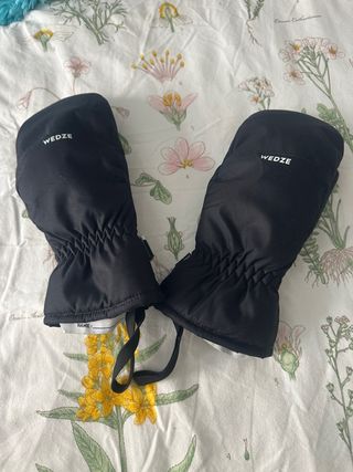 Manoplas de nieve Wedze negras de Decathlon