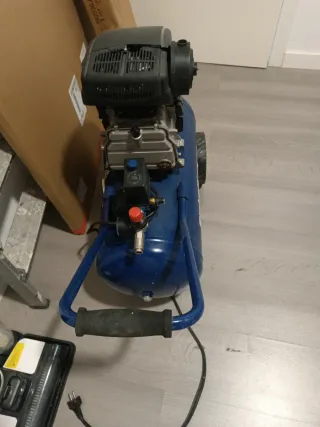 Einhell BT-AC 270/50 Compresor