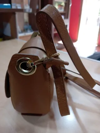 Bolso bandolera piel diseño Italiano.