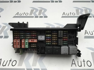 Caja de fusibles mercedes ml w164