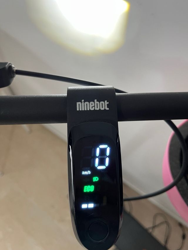 Patinete Eléctrico Ninebot KickScooter F2