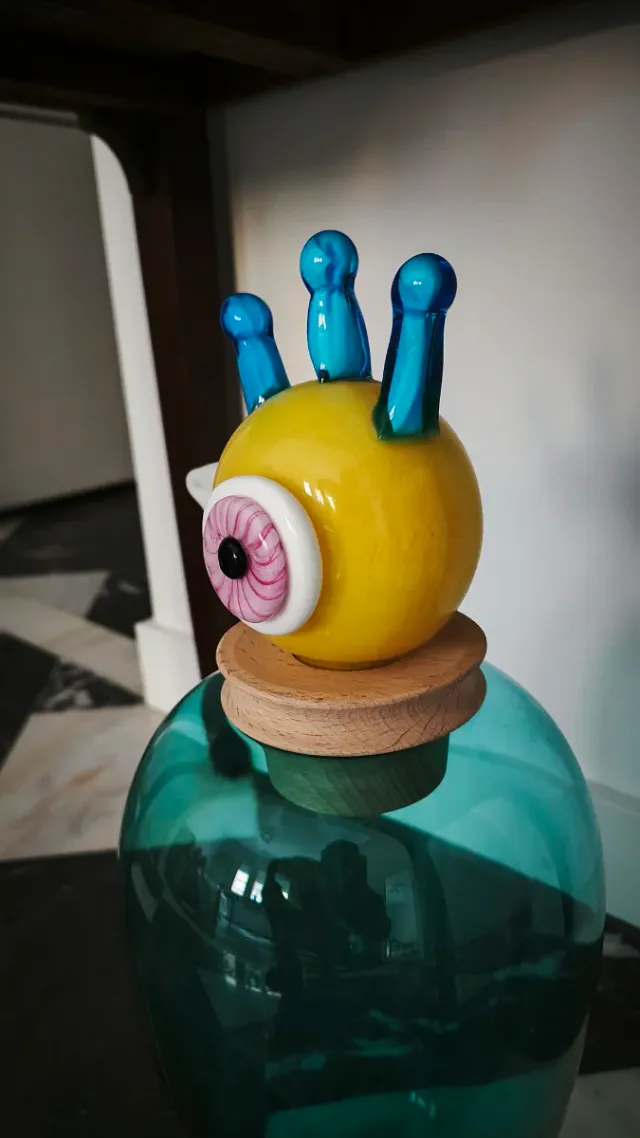 Jarrón de cristal decorativo