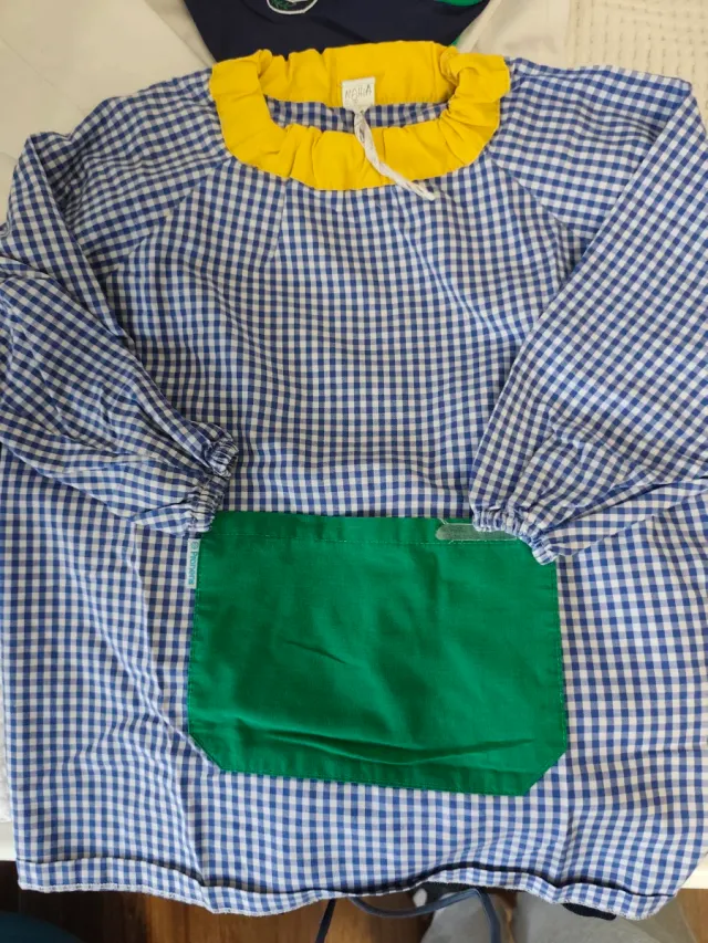 Bata escolar Pureza de María  Talla 3