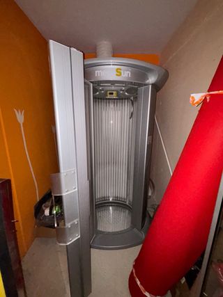 Solárium MegaSun Tower Space 2000