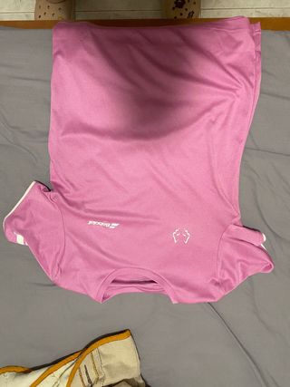 Camisetas de pádel Lebron 10€/unidad, chaqueta 20€