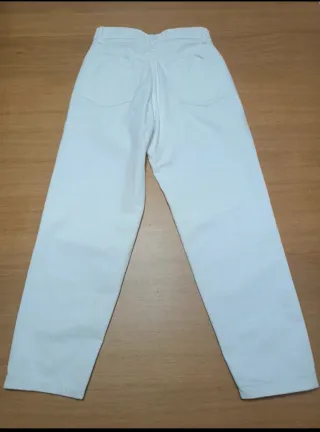 Pantalón vaquero blanco
