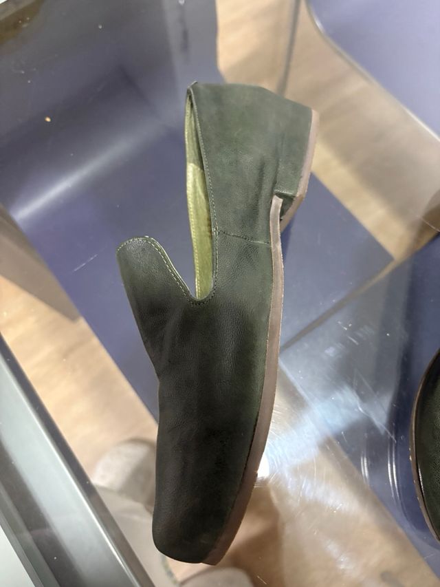 Zapatos de piel verde oscuro