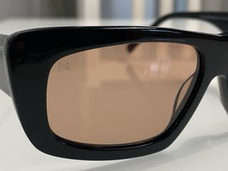 Gafas de Sol Hawkers Negras y Marrones