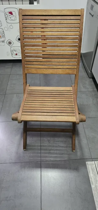 Sillas de madera plegables