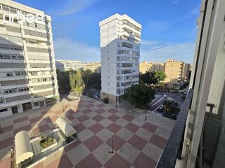 Piso en venta en Parque Mediterráneo - Santa Paula en Málaga