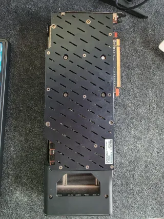 XFX RX 6800 XT 16GB VRAM Tarjeta Gráfica