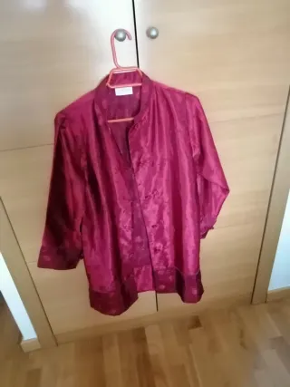 Bata de seda rosa/roja talla única