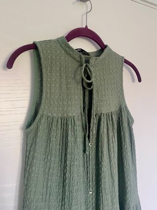 Vestido midi verde Pull & Bear Talla S