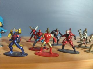 Colección 18 Mini Figuras Metal