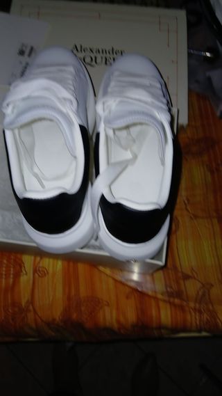 Alexander McQueen Scarpe Bianche Nere 41