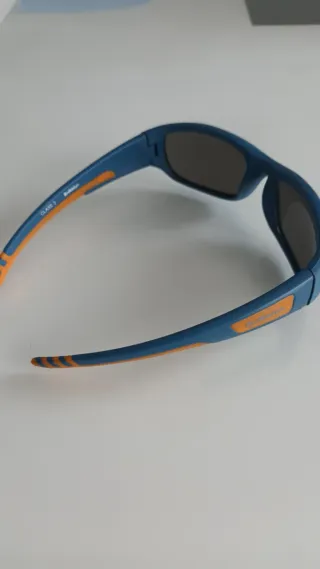 Gafas de sol infantiles de ÓPTICA
