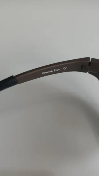 Gafas de sol infantiles de ÓPTICA