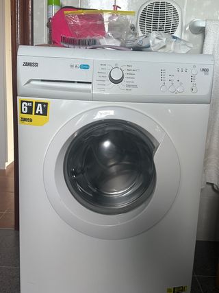 Lavadora Zanussi 6kg A+