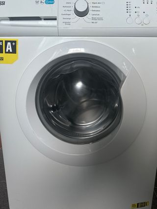 Lavadora Zanussi 6kg A+
