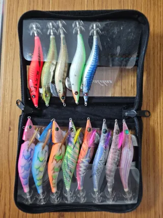 Set de señuelos para pesca de calamar