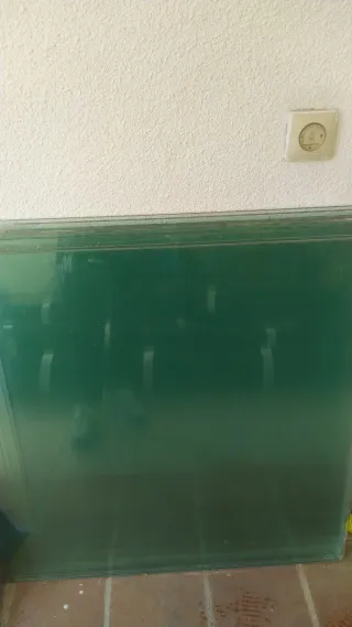 Cristal templado 90x90 8mm verde
