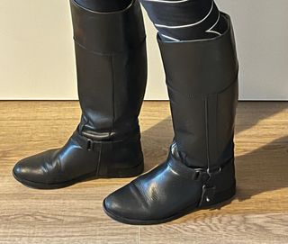 Botas de piel negras planas