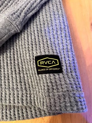 Jersey RVCA Gris Talla S,como nuevo 
