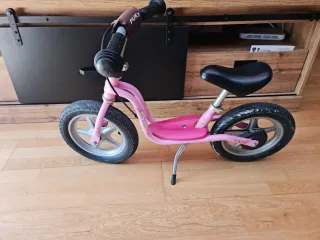 Bicicleta Puky sin pedales rosa