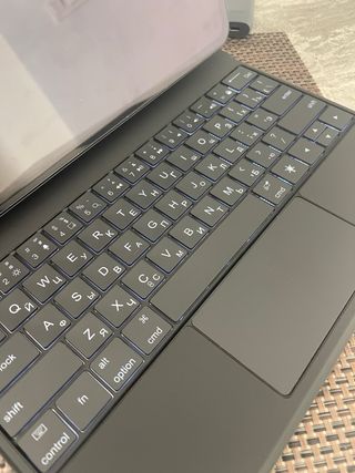 Funda Teclado iPad Pro 13 M4 2024 ENG/RUS/UKR