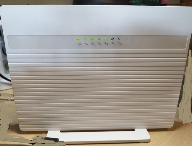 Router Fibra FTTH 1 Gbps ZTE ZXHN-H3140